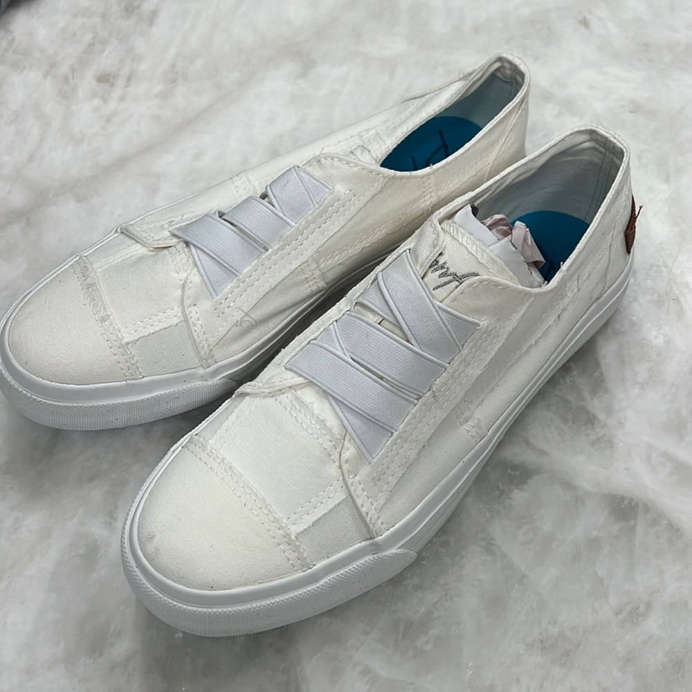NEW Blowfish Malibu Marley Shoes - Size 8